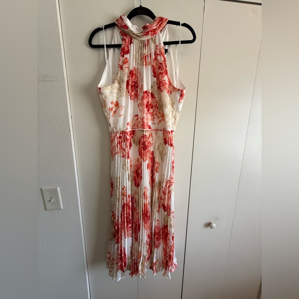 Alex Marie White Sleeveless Dress